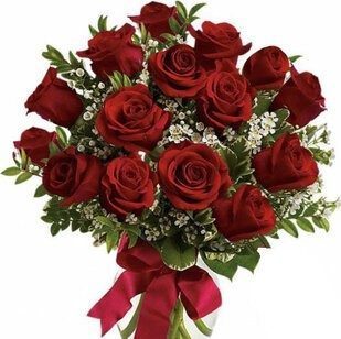 15 red roses with greenery | Flower Delivery Surgut